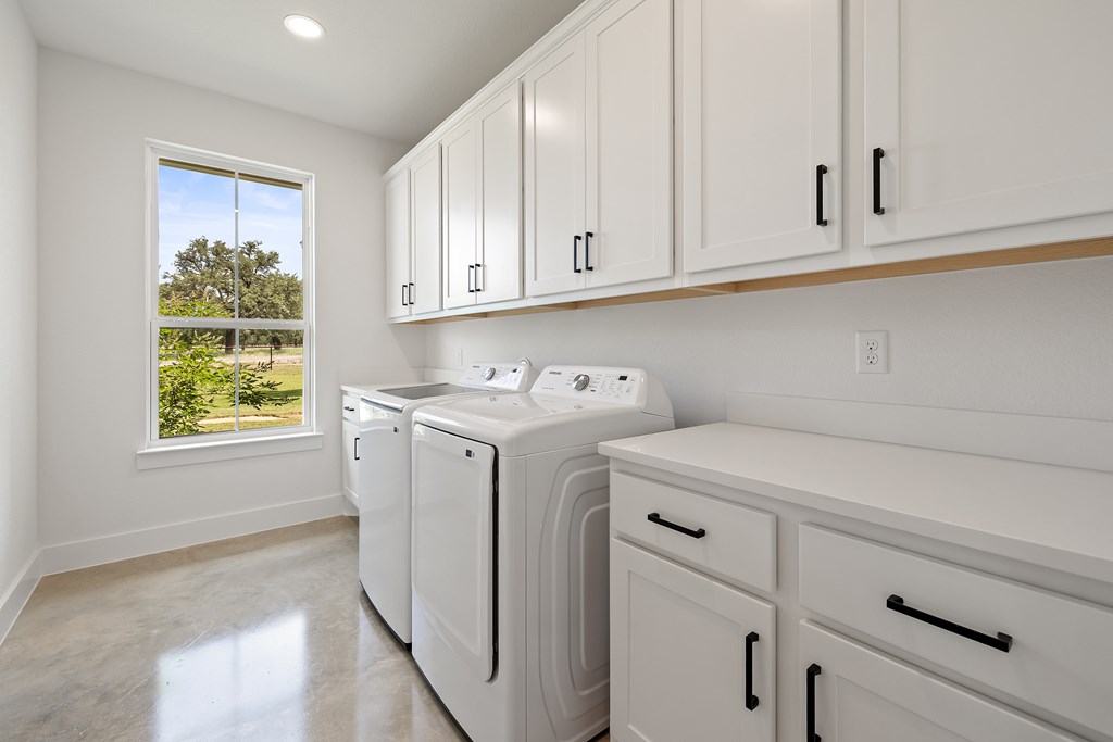 320 Spencer Ct