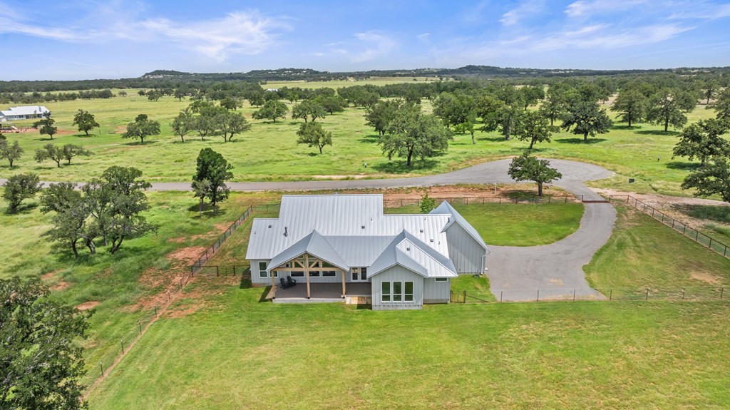 320 Spencer Ct