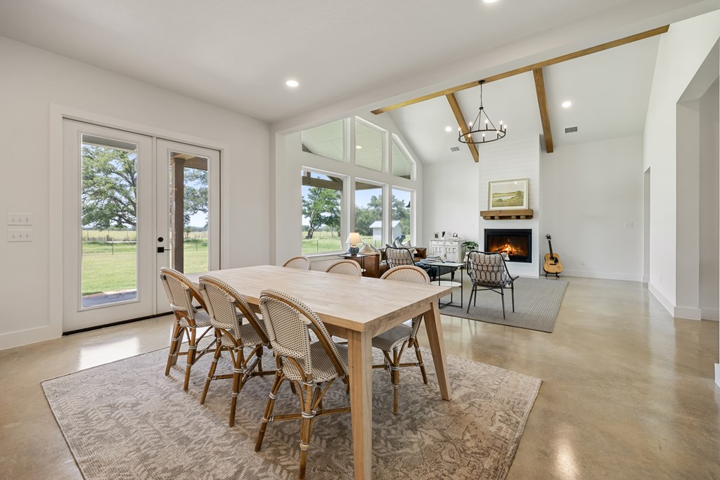 320 Spencer Ct