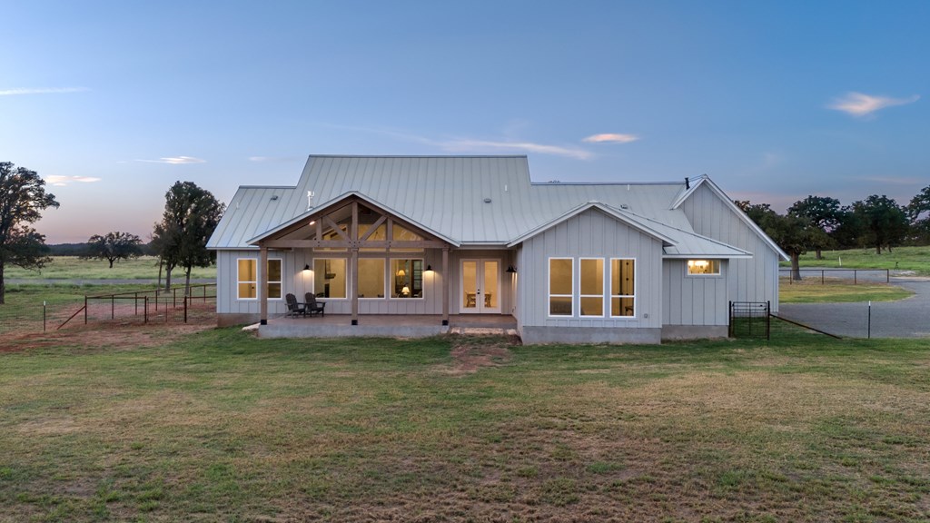 320 Spencer Ct