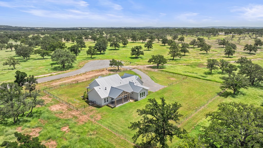 320 Spencer Ct
