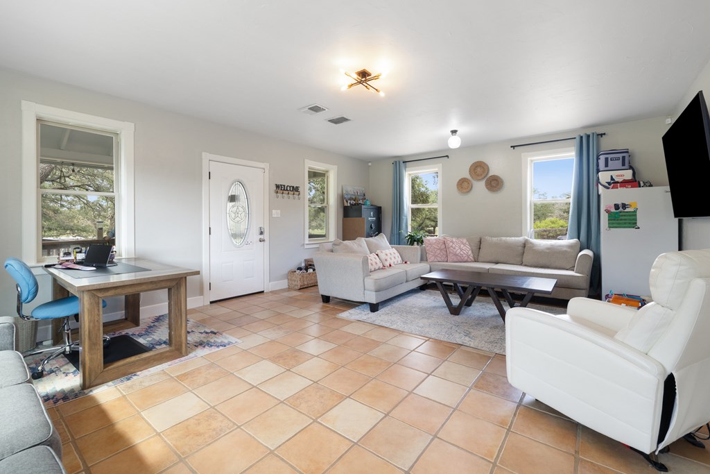 396 Ranch Rd 2721