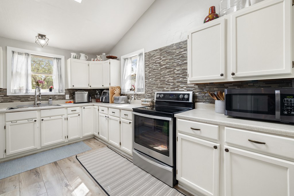 396 Ranch Rd 2721