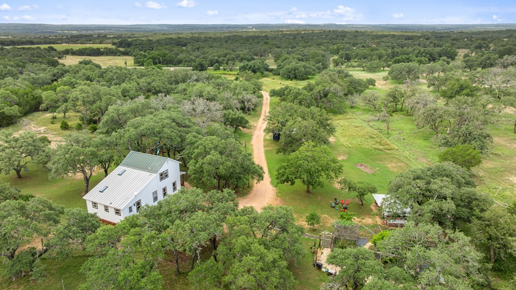 396 Ranch Rd 2721