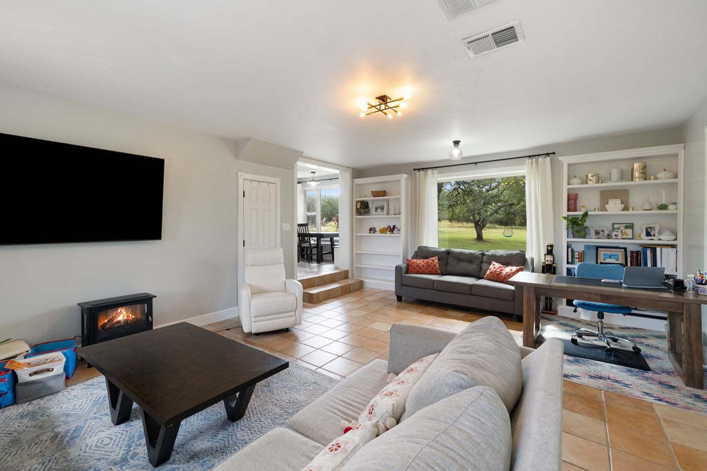396 Ranch Rd 2721