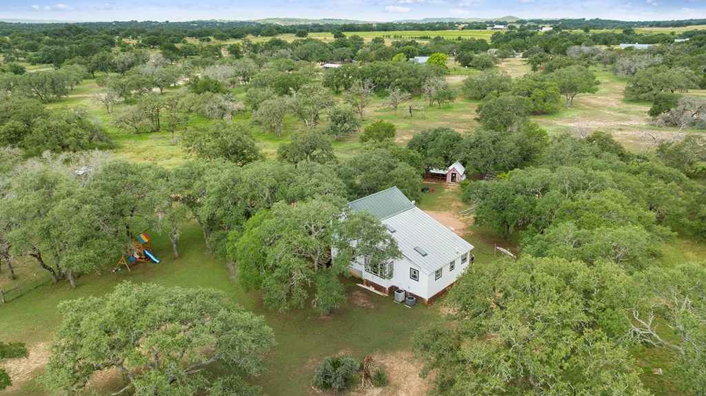 396 Ranch Rd 2721