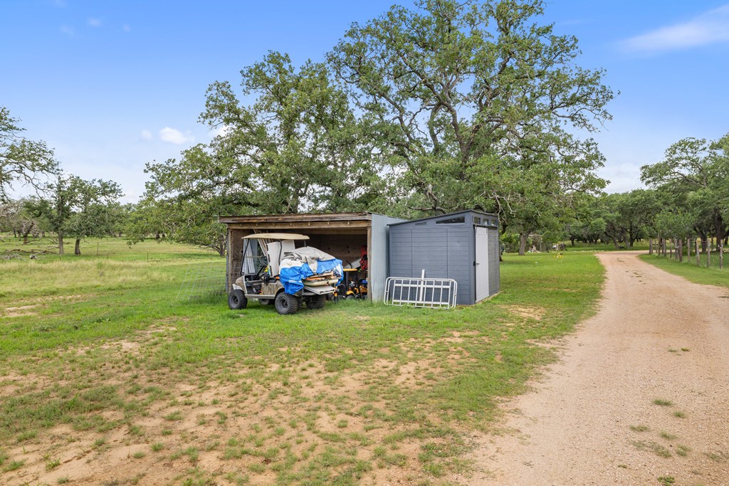 396 Ranch Rd 2721