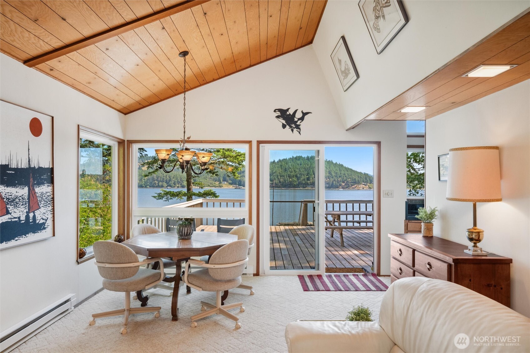 233 Chinook Way