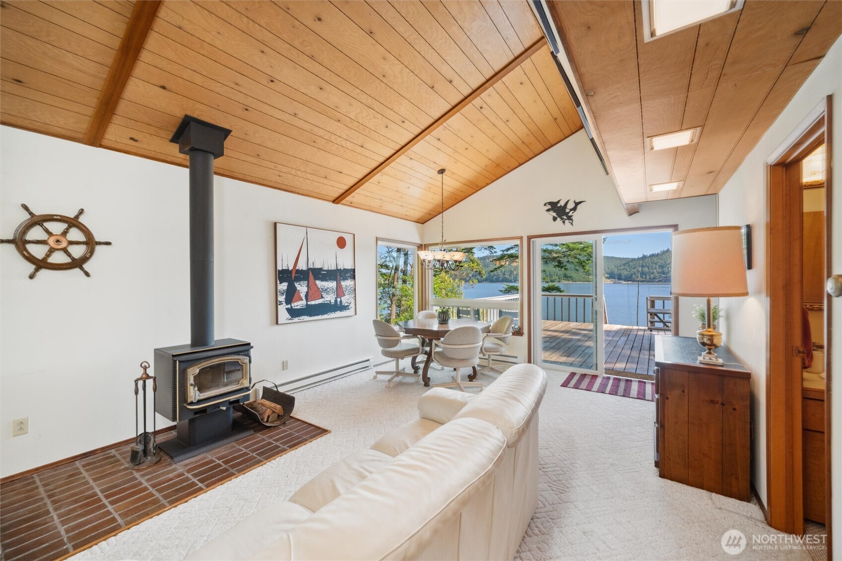 233 Chinook Way