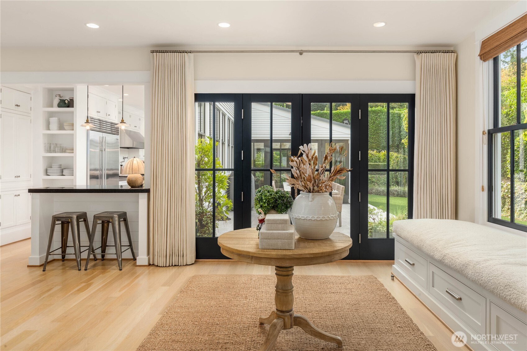 2206 Evergreen Point Road