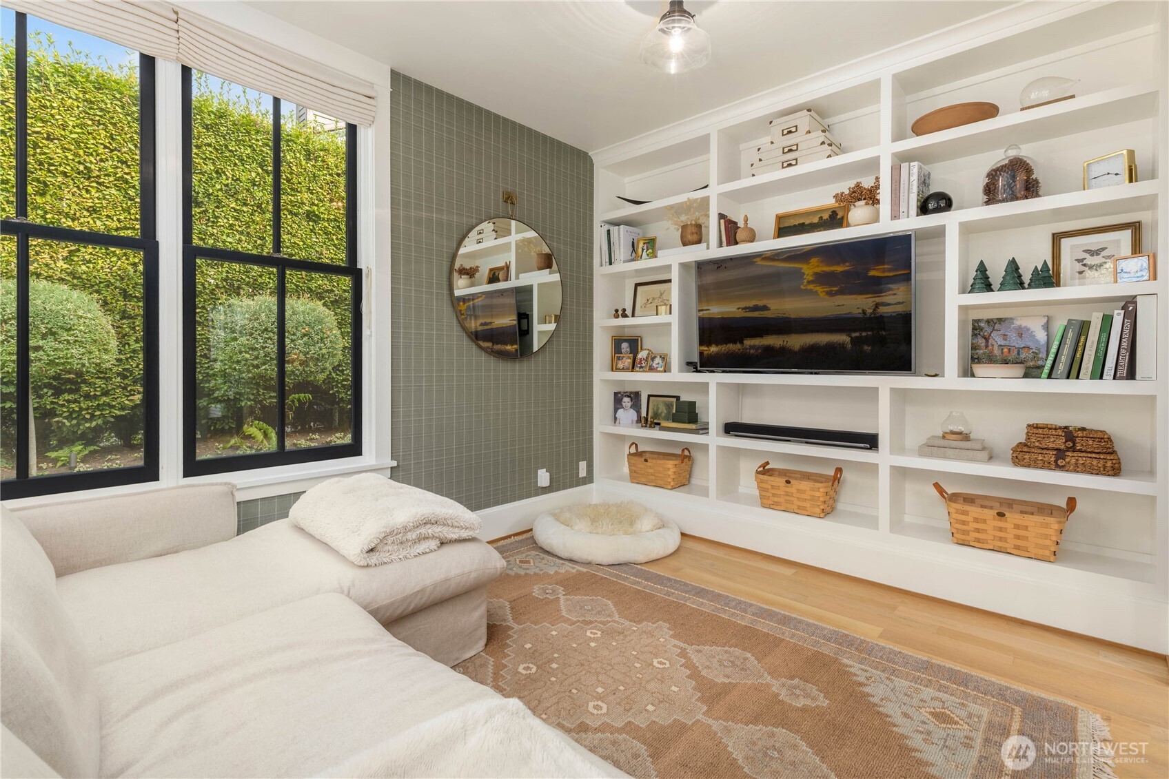 2206 Evergreen Point Road