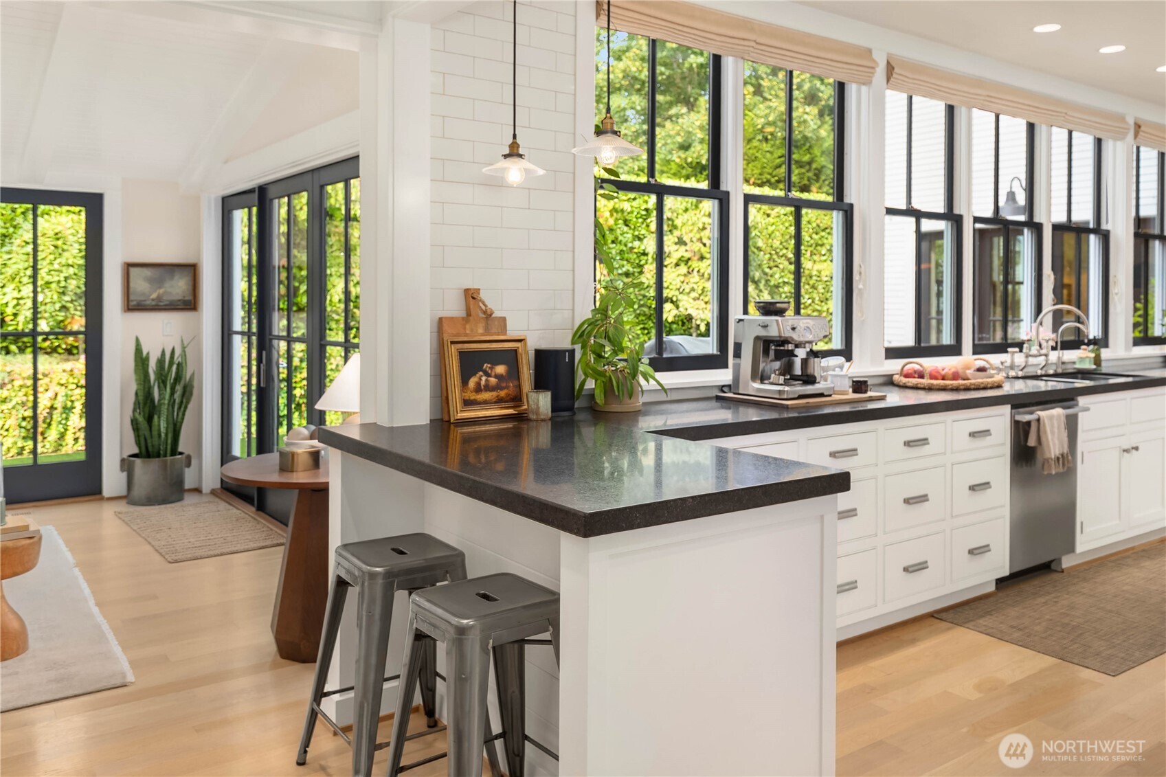 2206 Evergreen Point Road