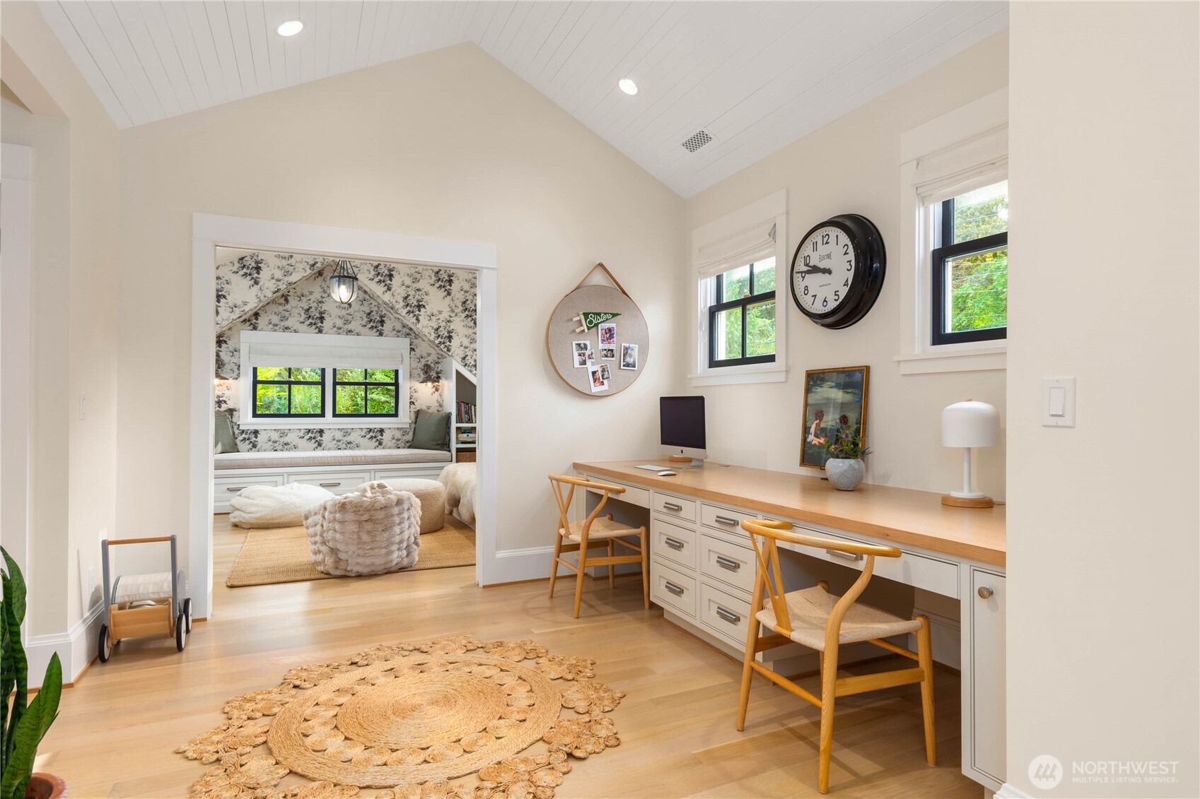 2206 Evergreen Point Road