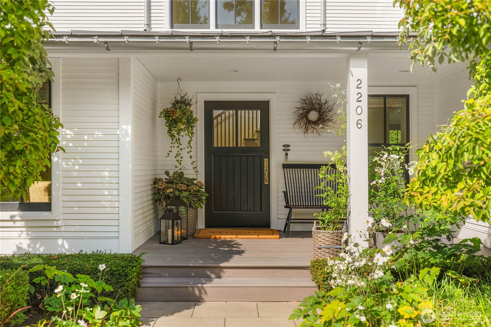 2206 Evergreen Point Road