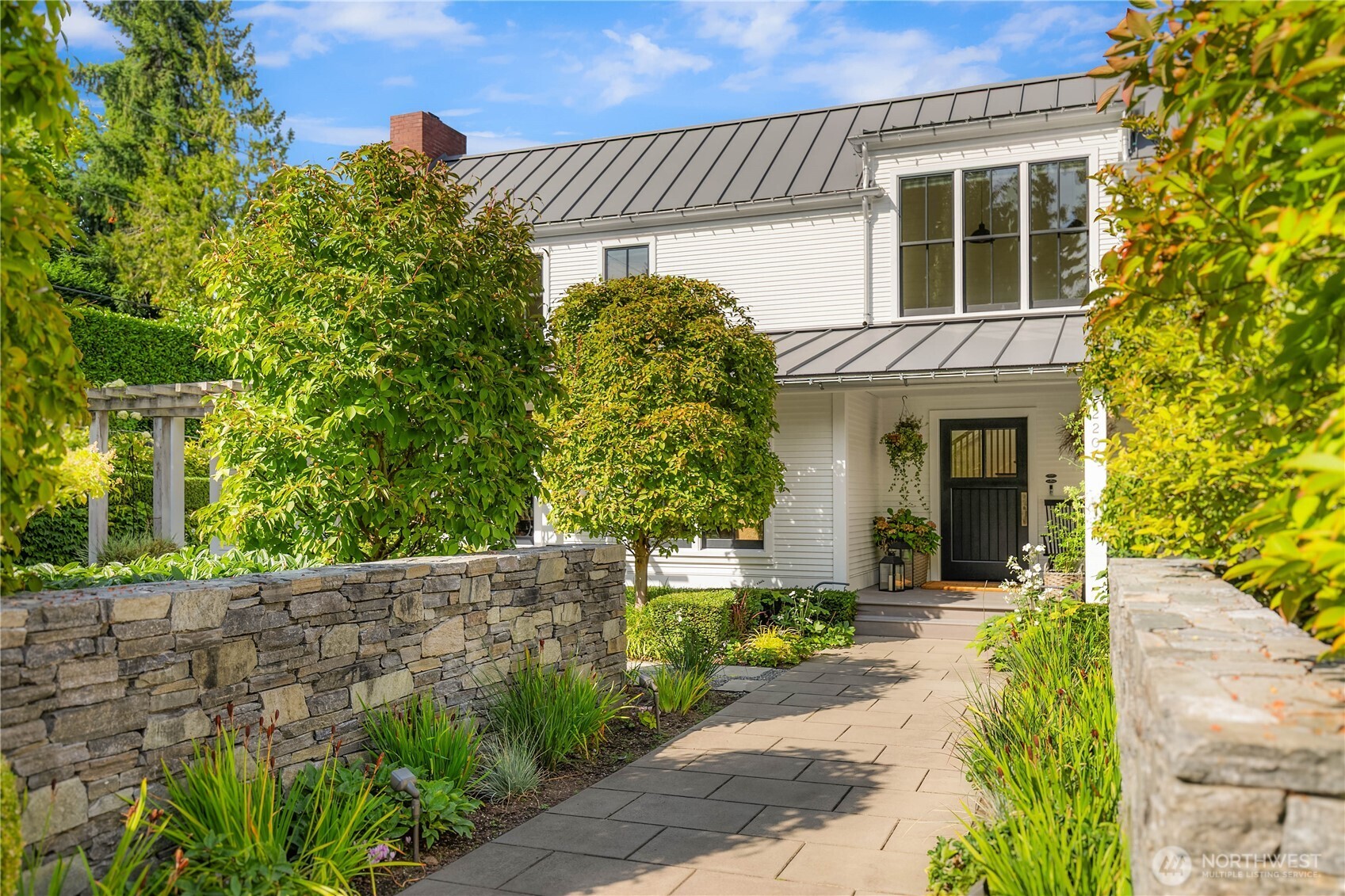 2206 Evergreen Point Road