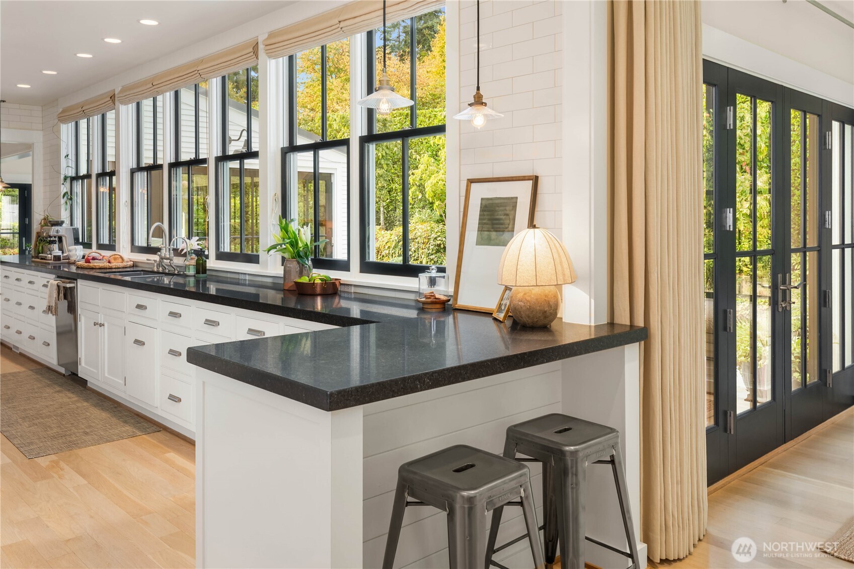 2206 Evergreen Point Road