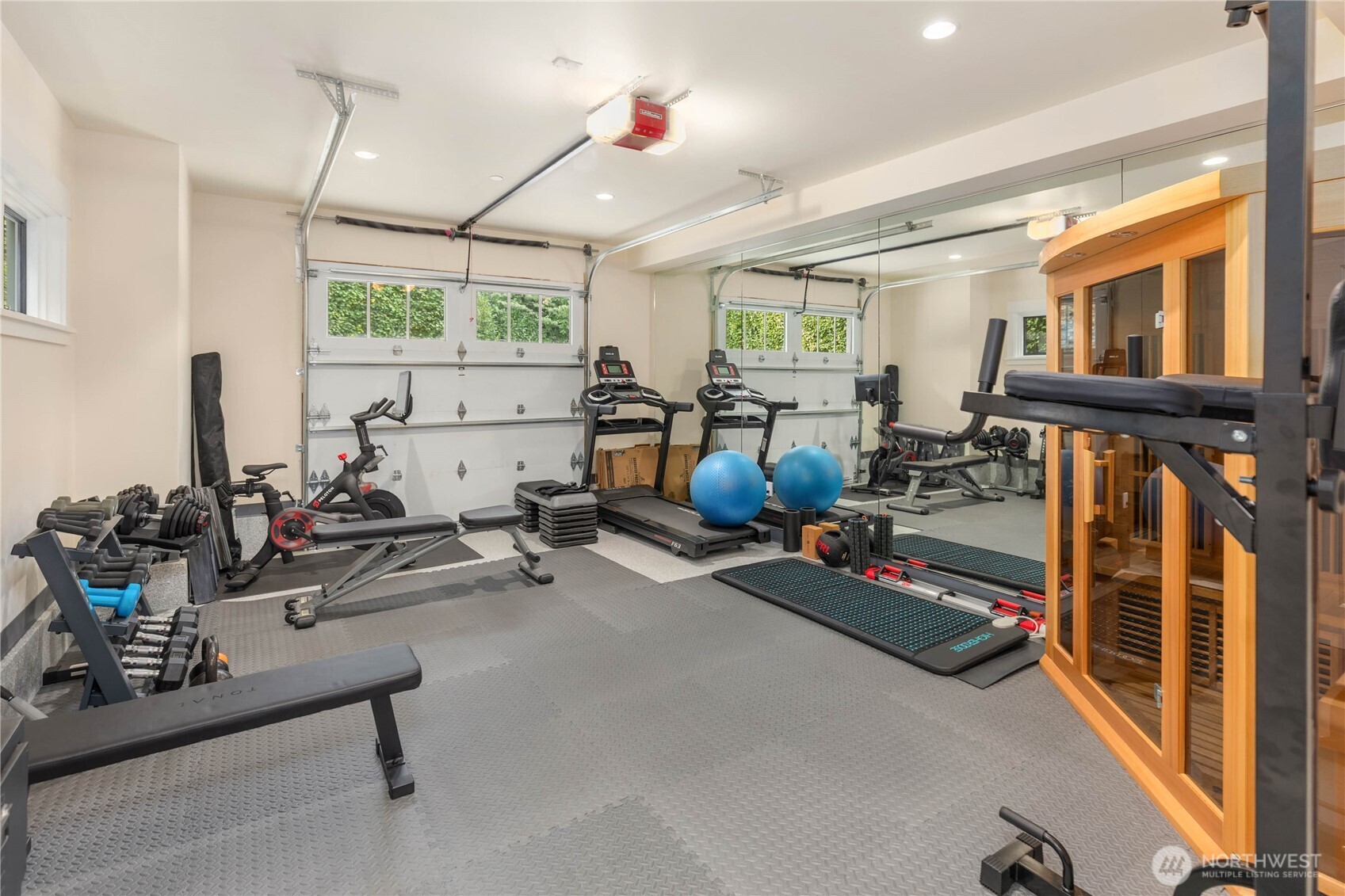 2206 Evergreen Point Road