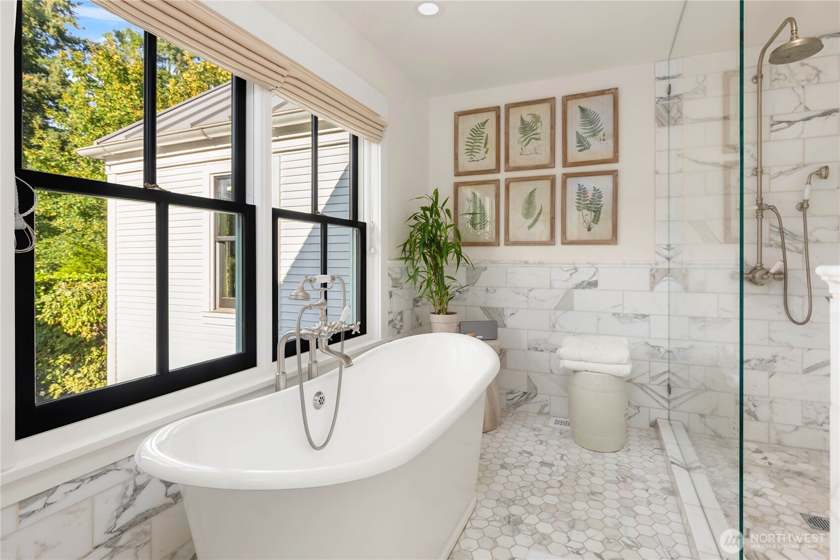 2206 Evergreen Point Road