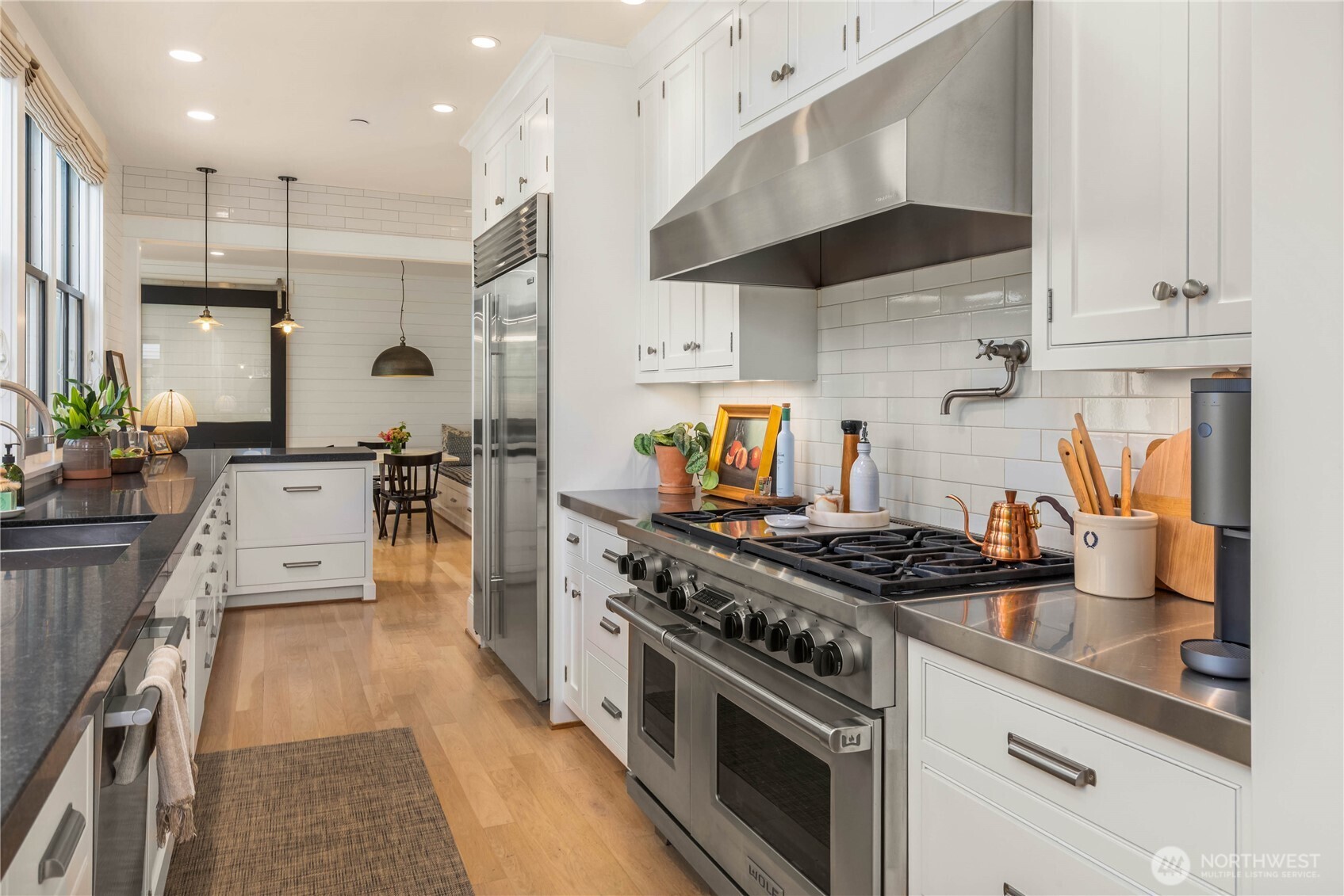 2206 Evergreen Point Road