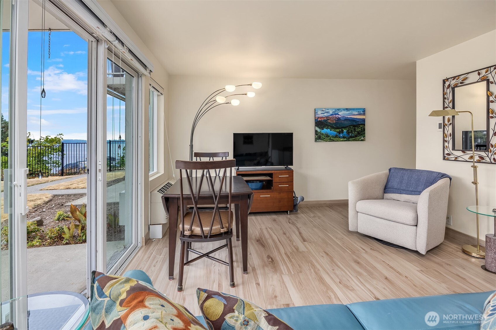 201 2nd Street S Unit: 103