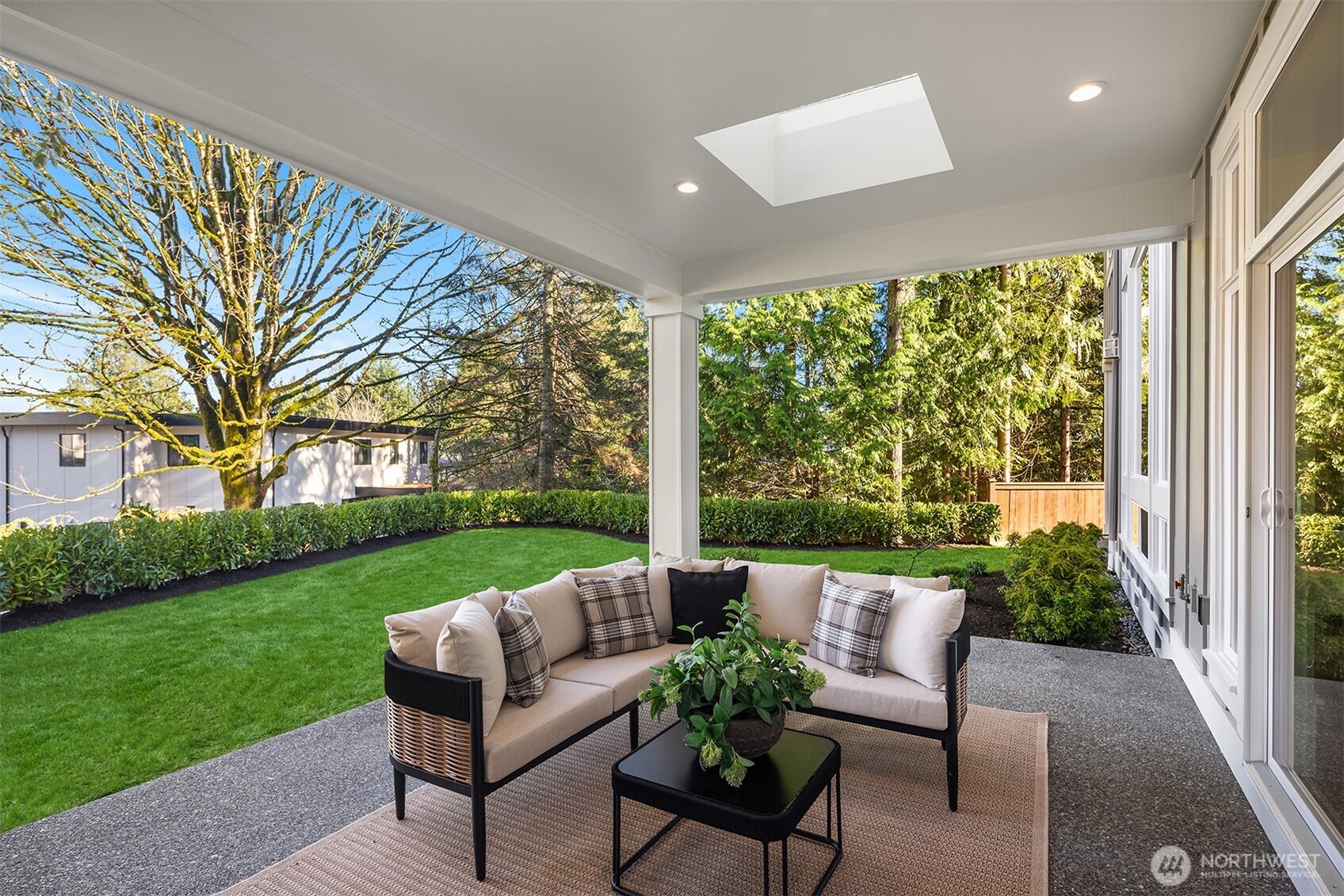 15810 NE 49th Street