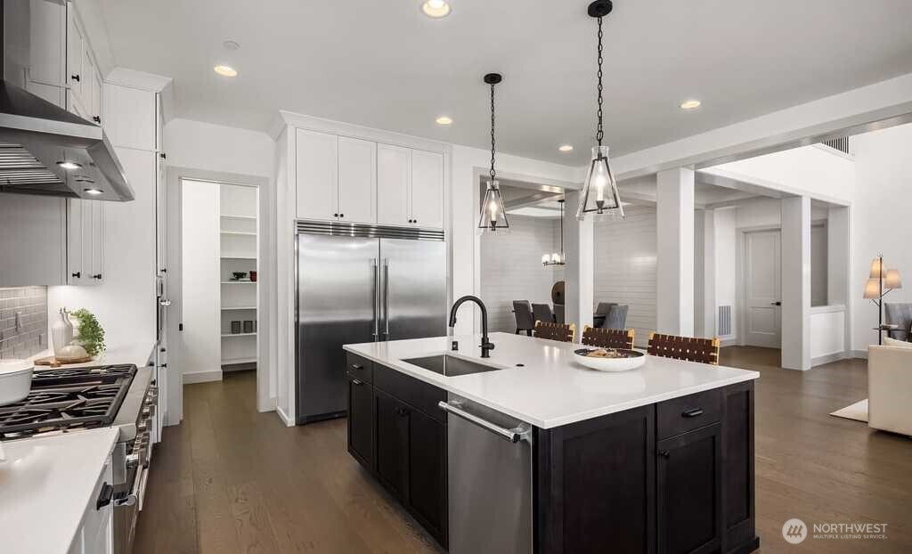 15810 NE 49th Street