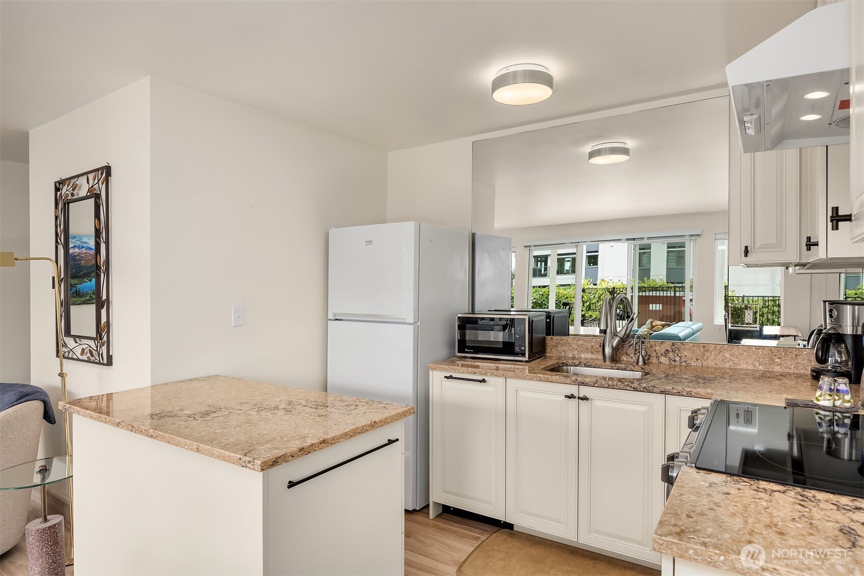 201 2nd Street S Unit: 103