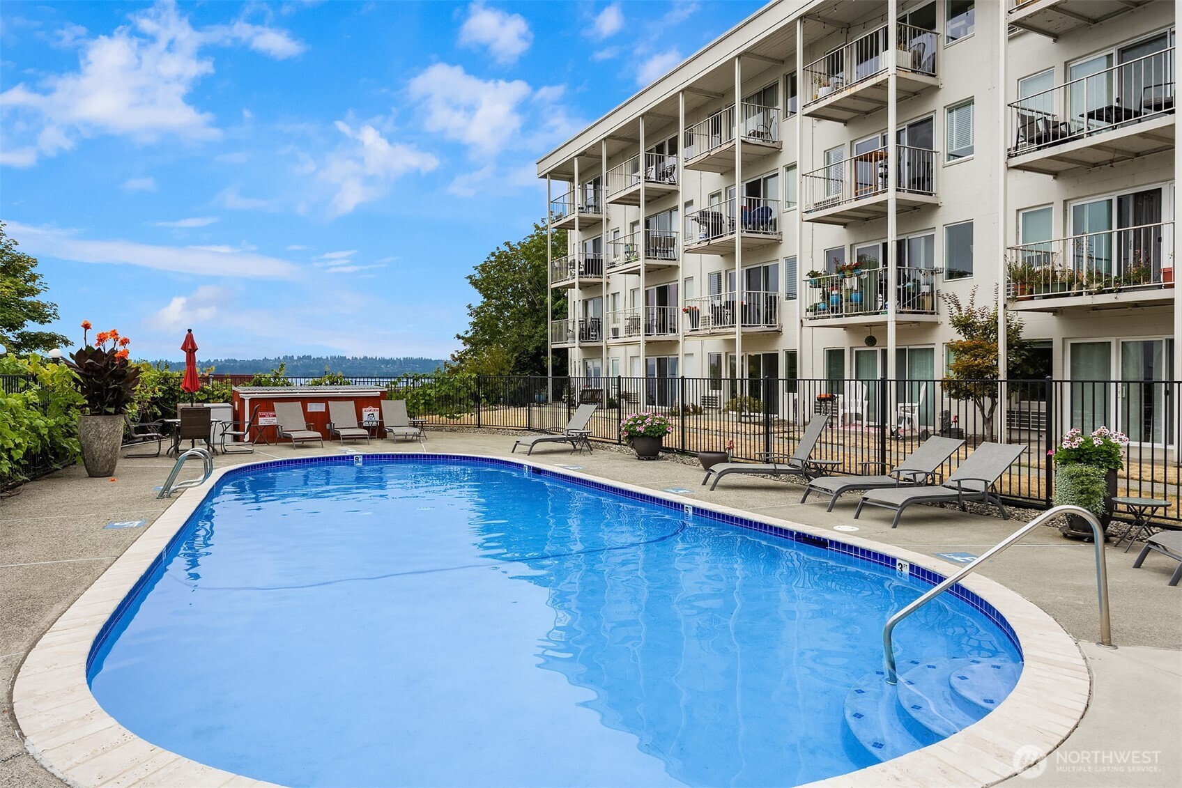 201 2nd Street S Unit: 103