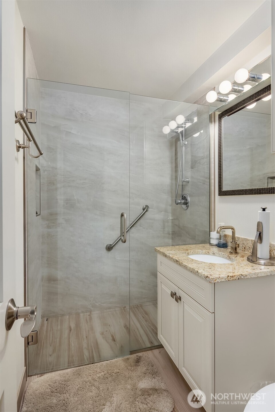 201 2nd Street S Unit: 103