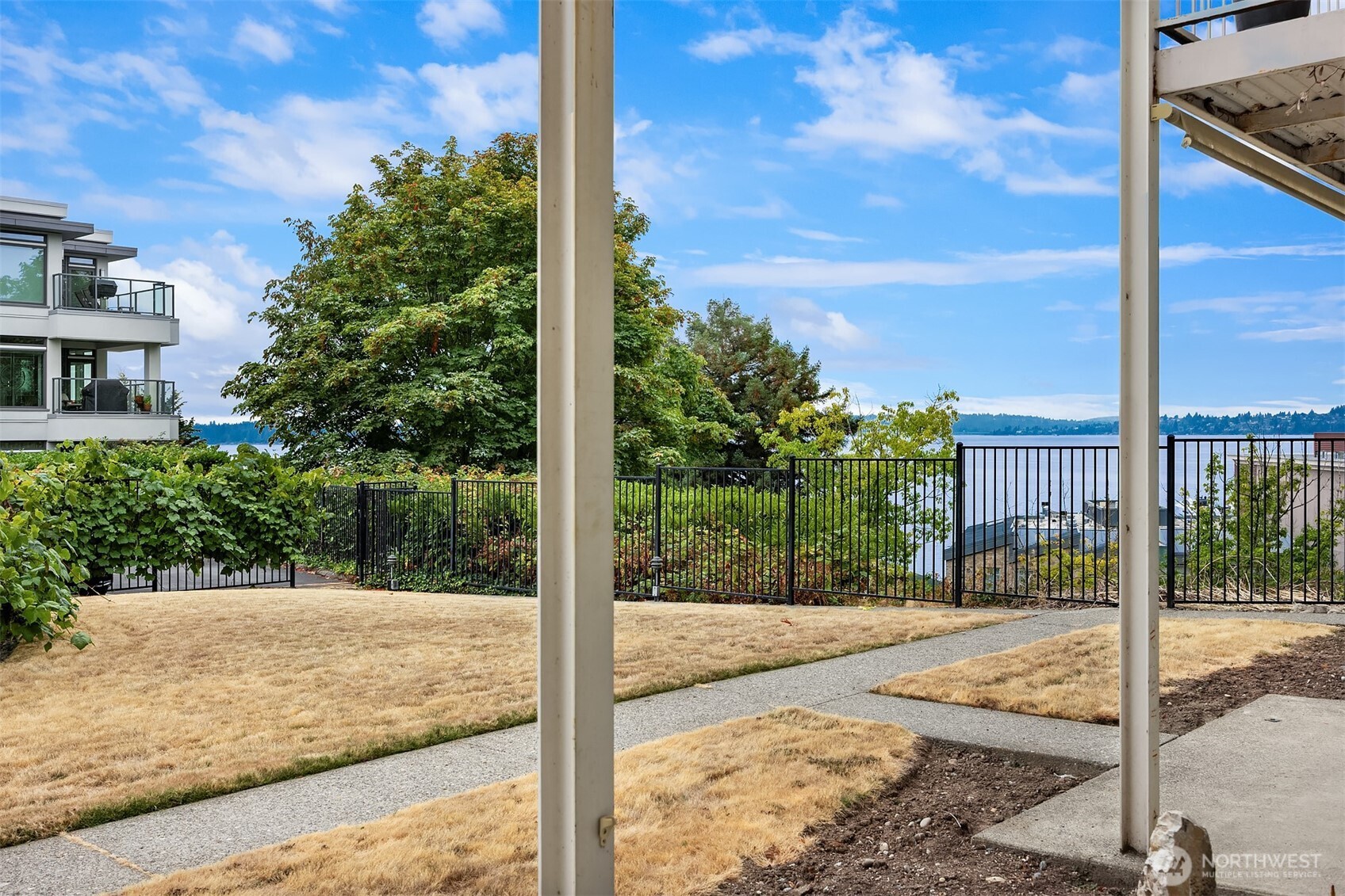 201 2nd Street S Unit: 103