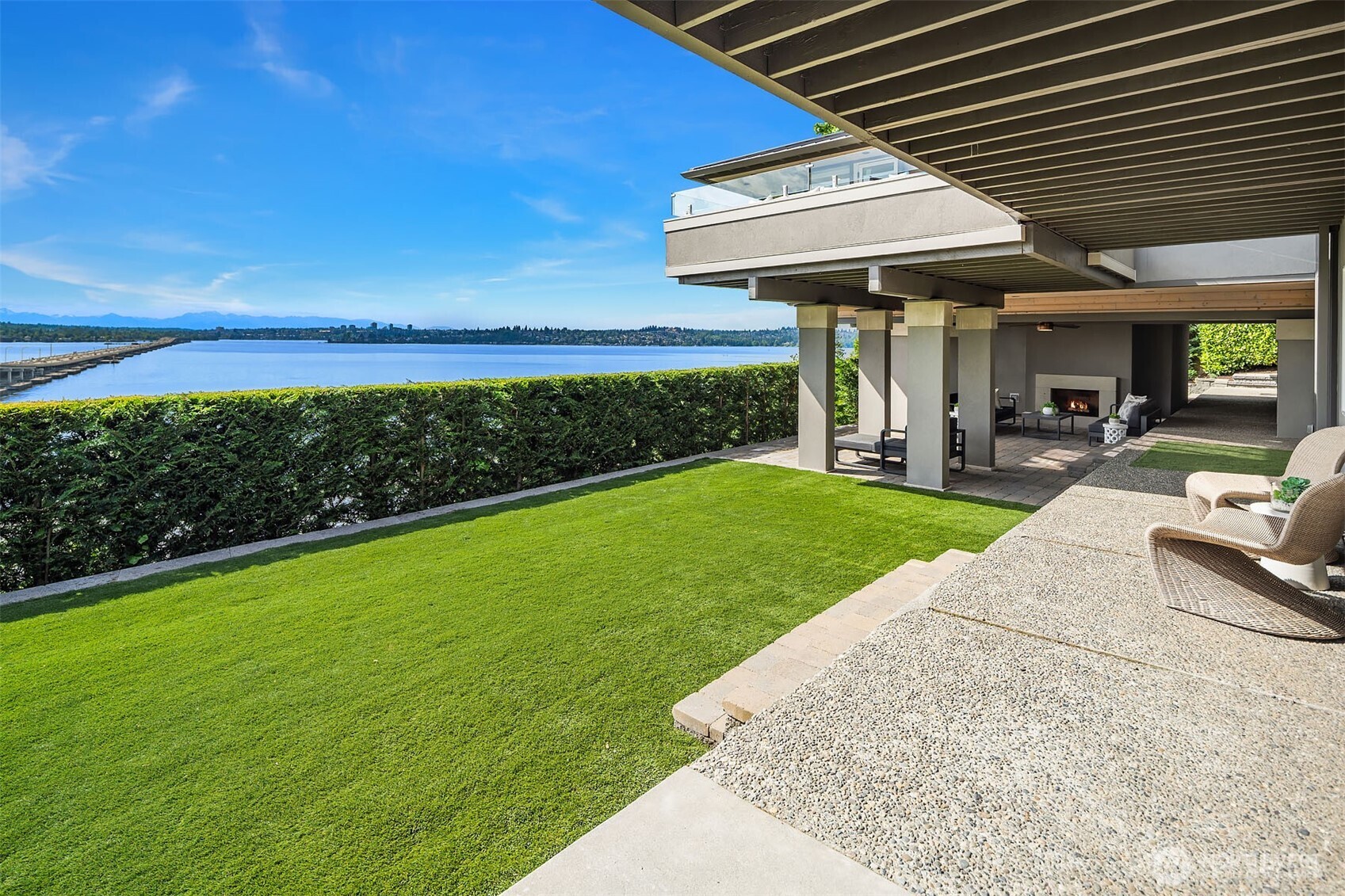 3223 Evergreen Point Road