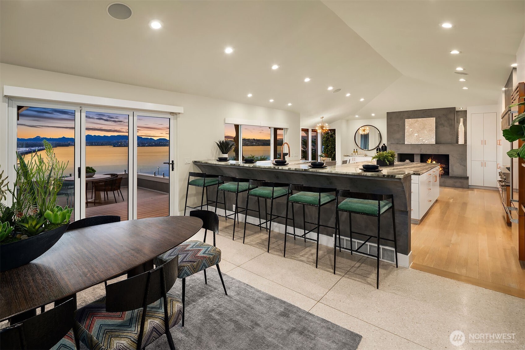3223 Evergreen Point Road