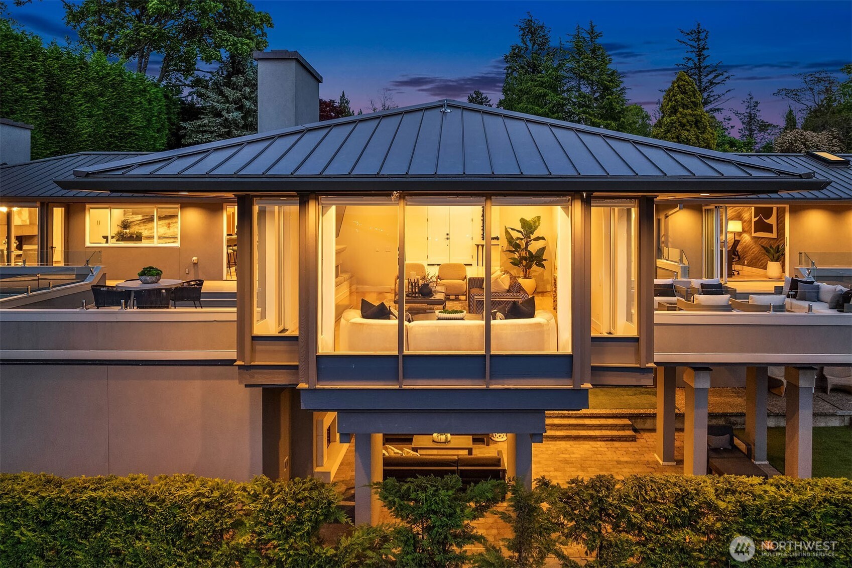 3223 Evergreen Point Road