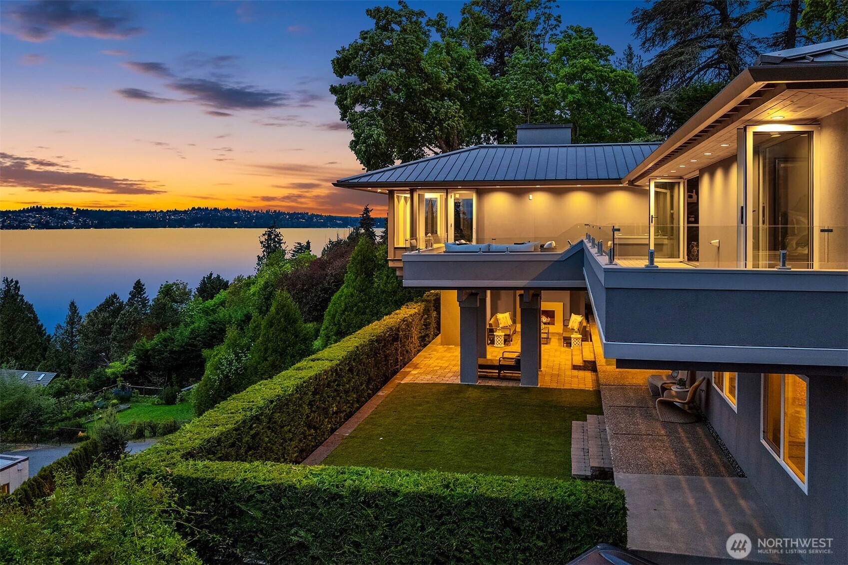 3223 Evergreen Point Road