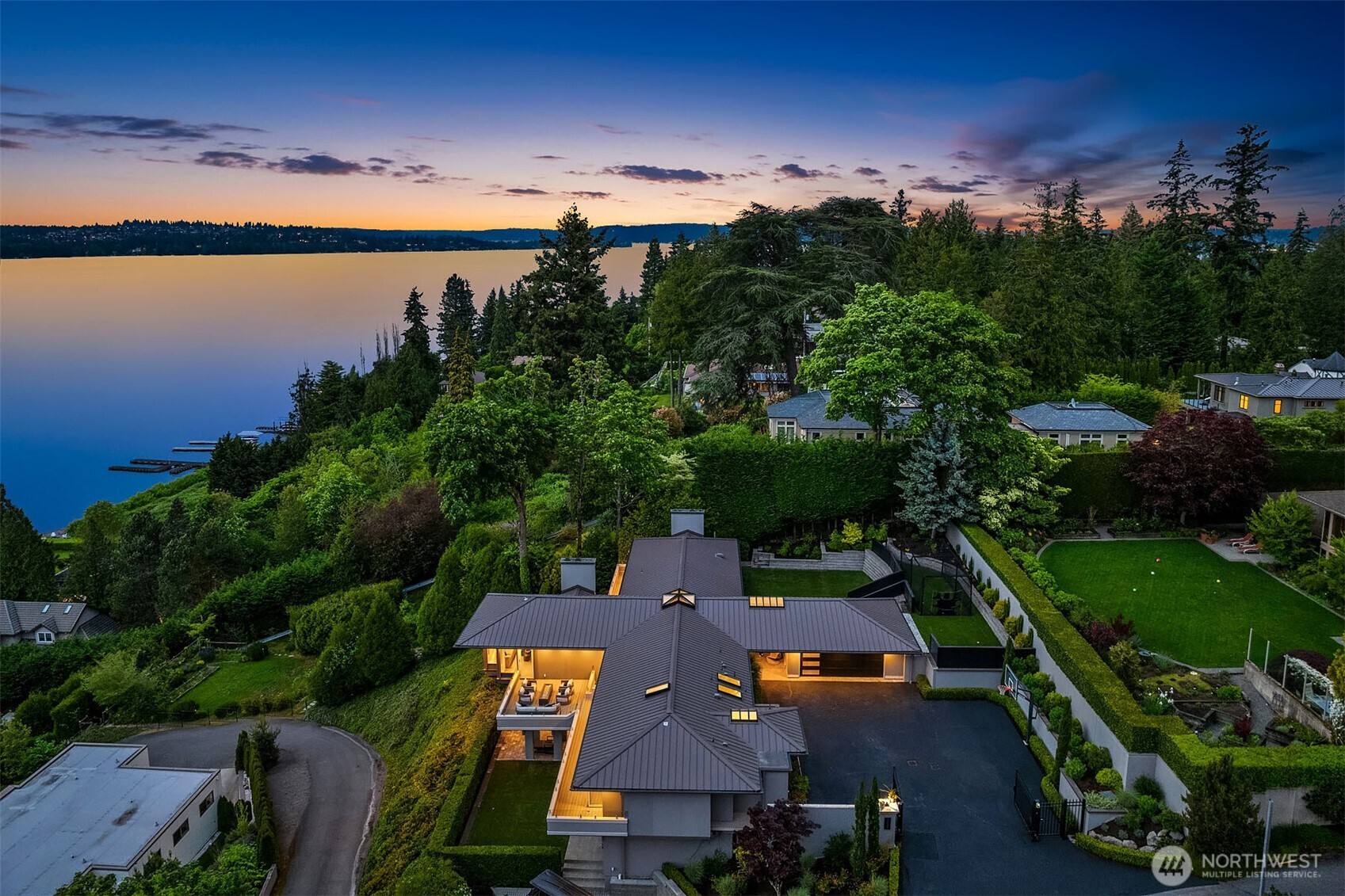 3223 Evergreen Point Road