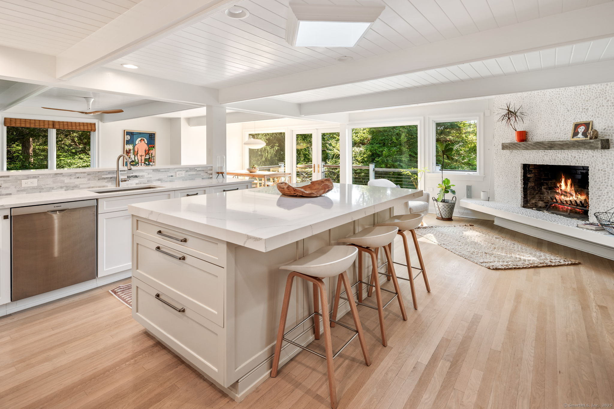 4 Shagbark Road