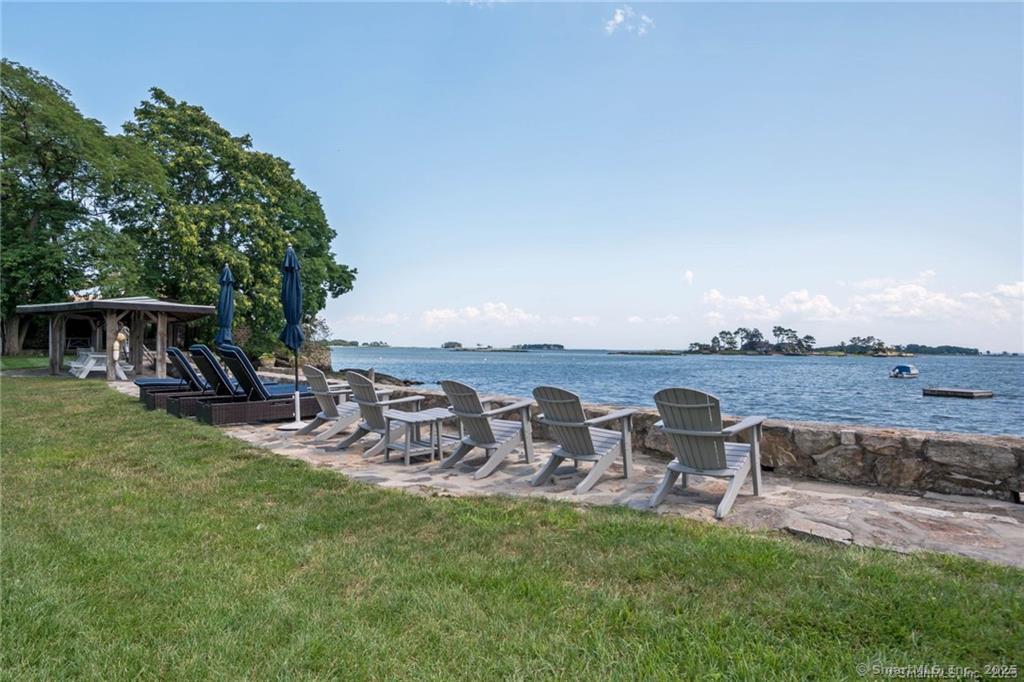 4 Shagbark Road