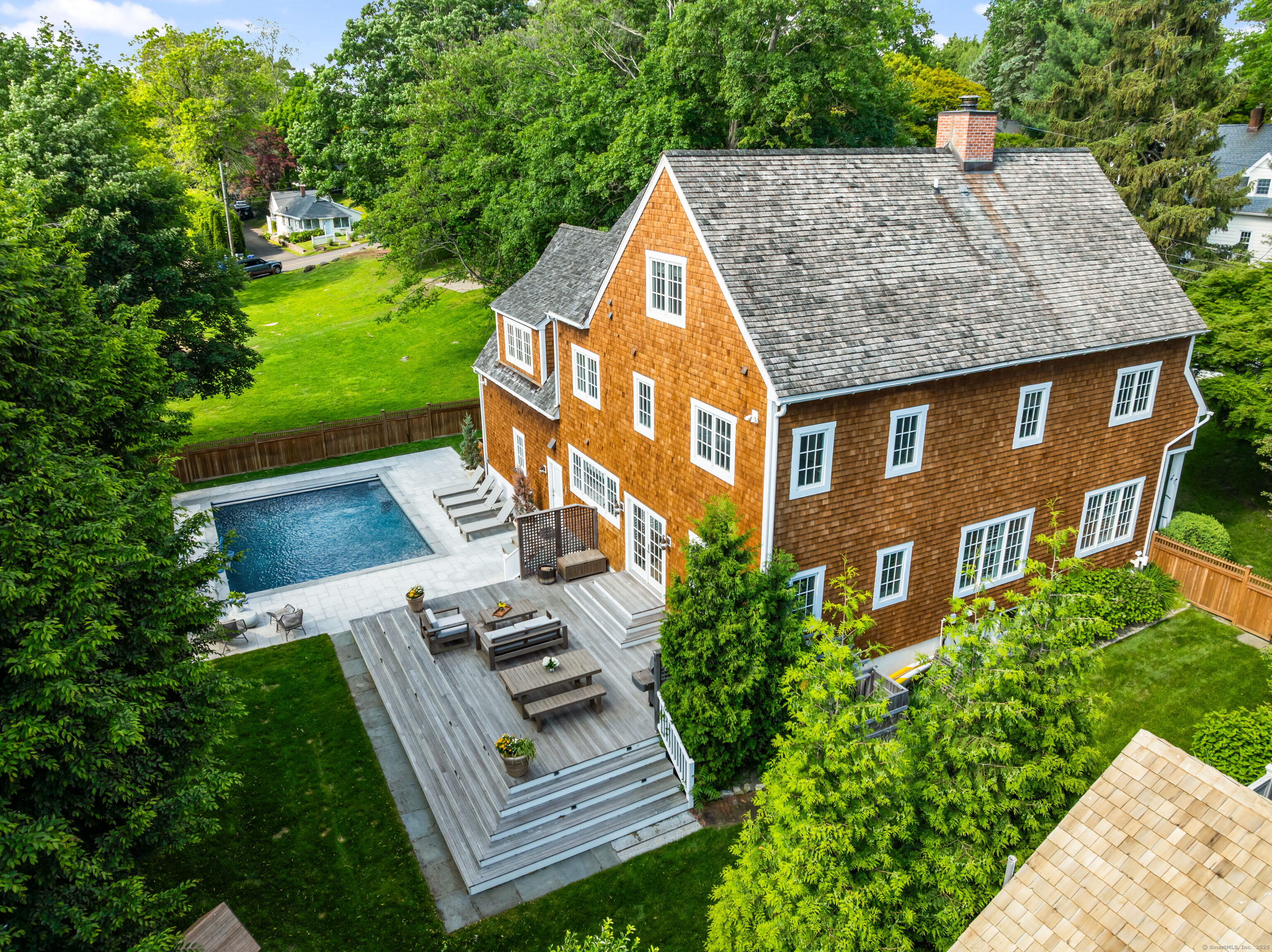 9 Milton Place