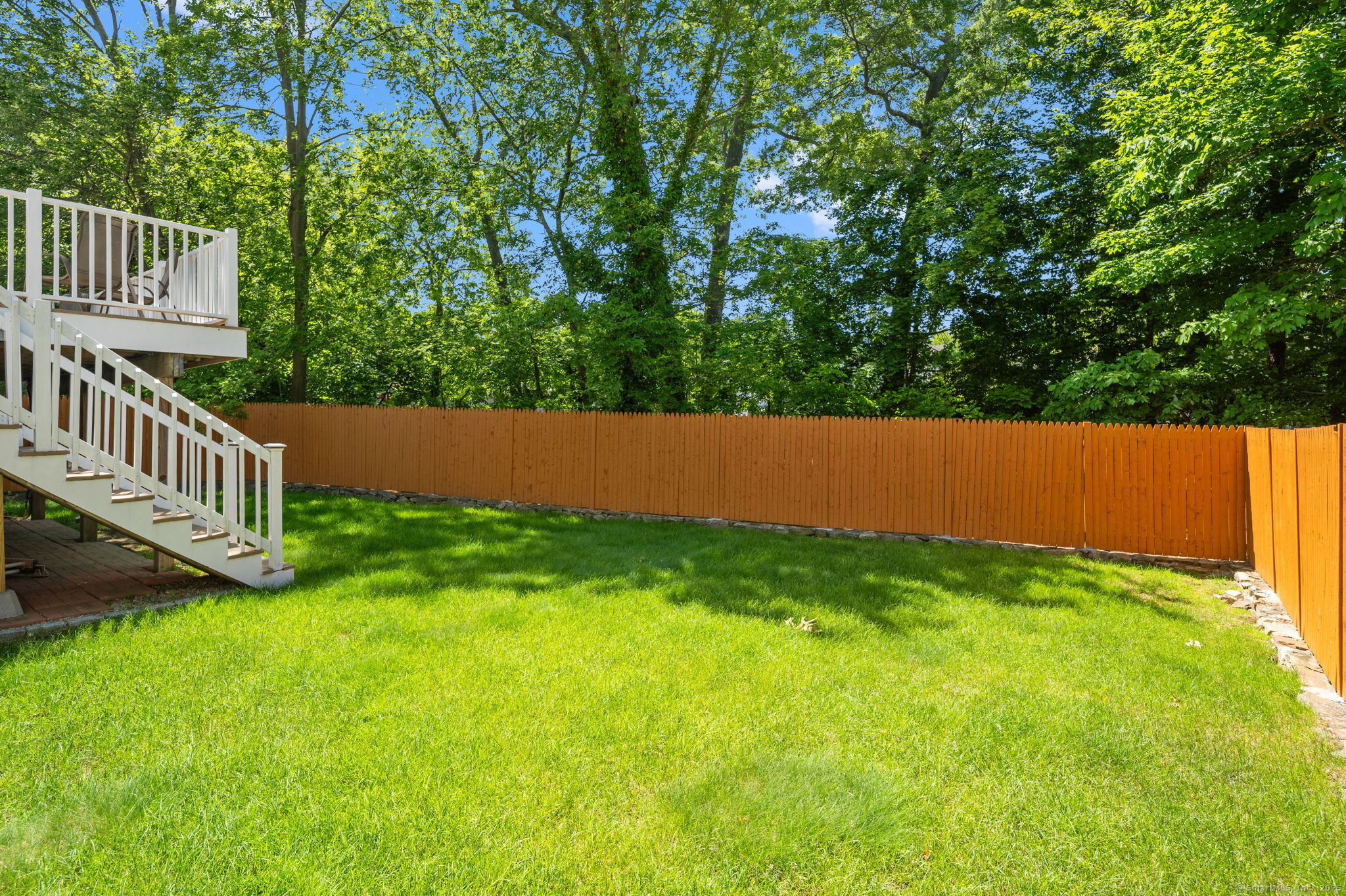 9 Knollwood Road