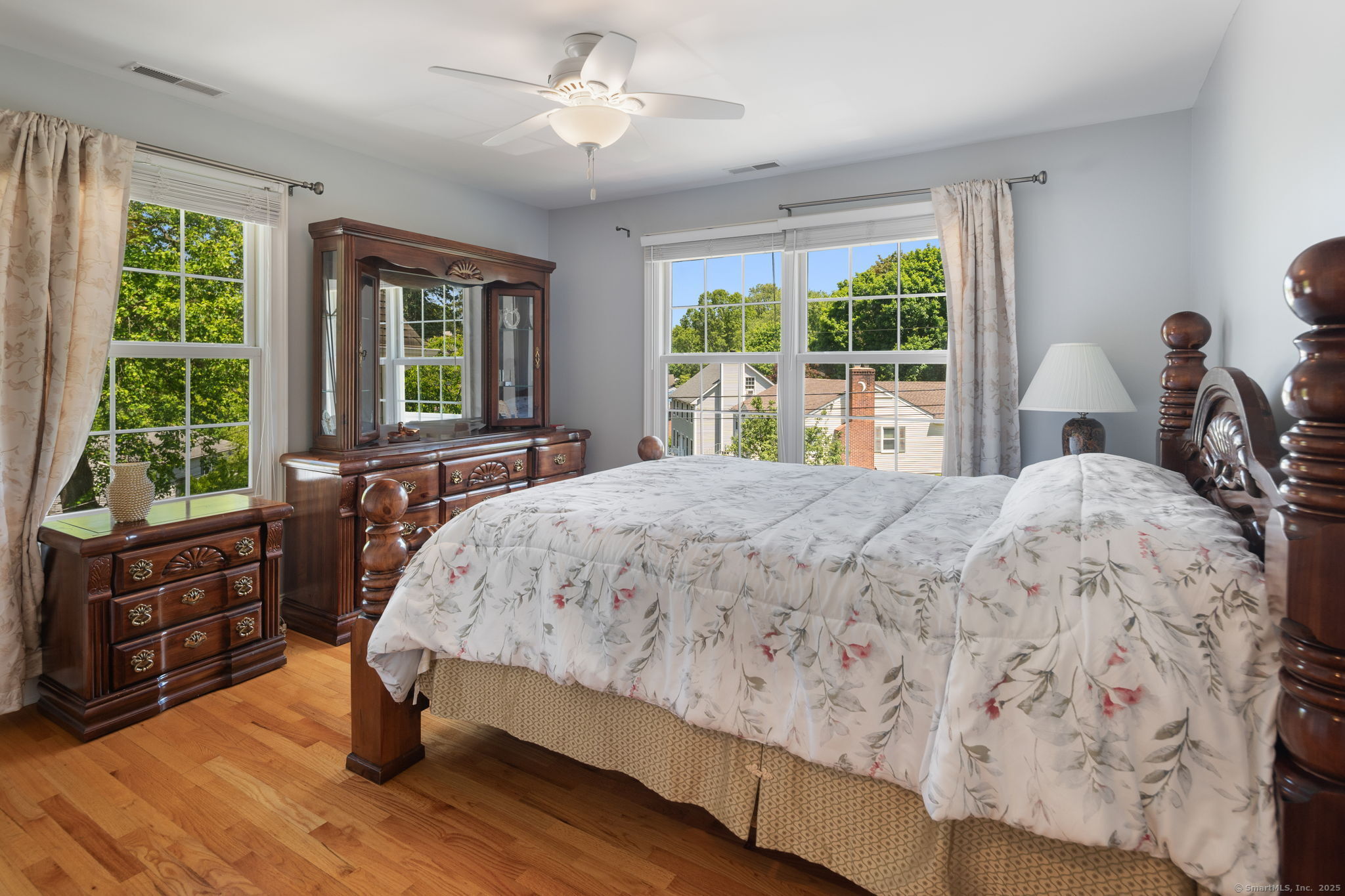9 Knollwood Road