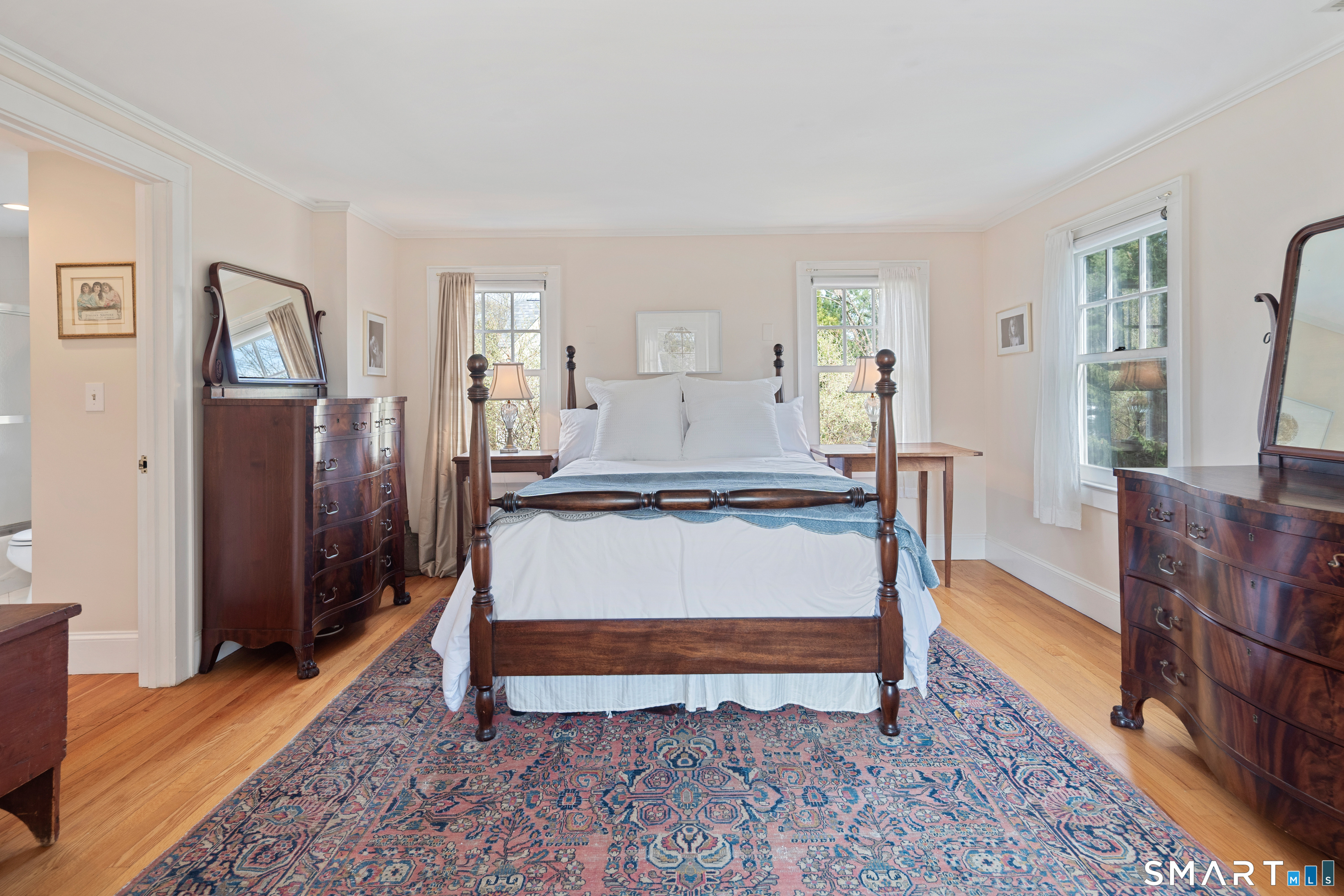 10 Hunt Street