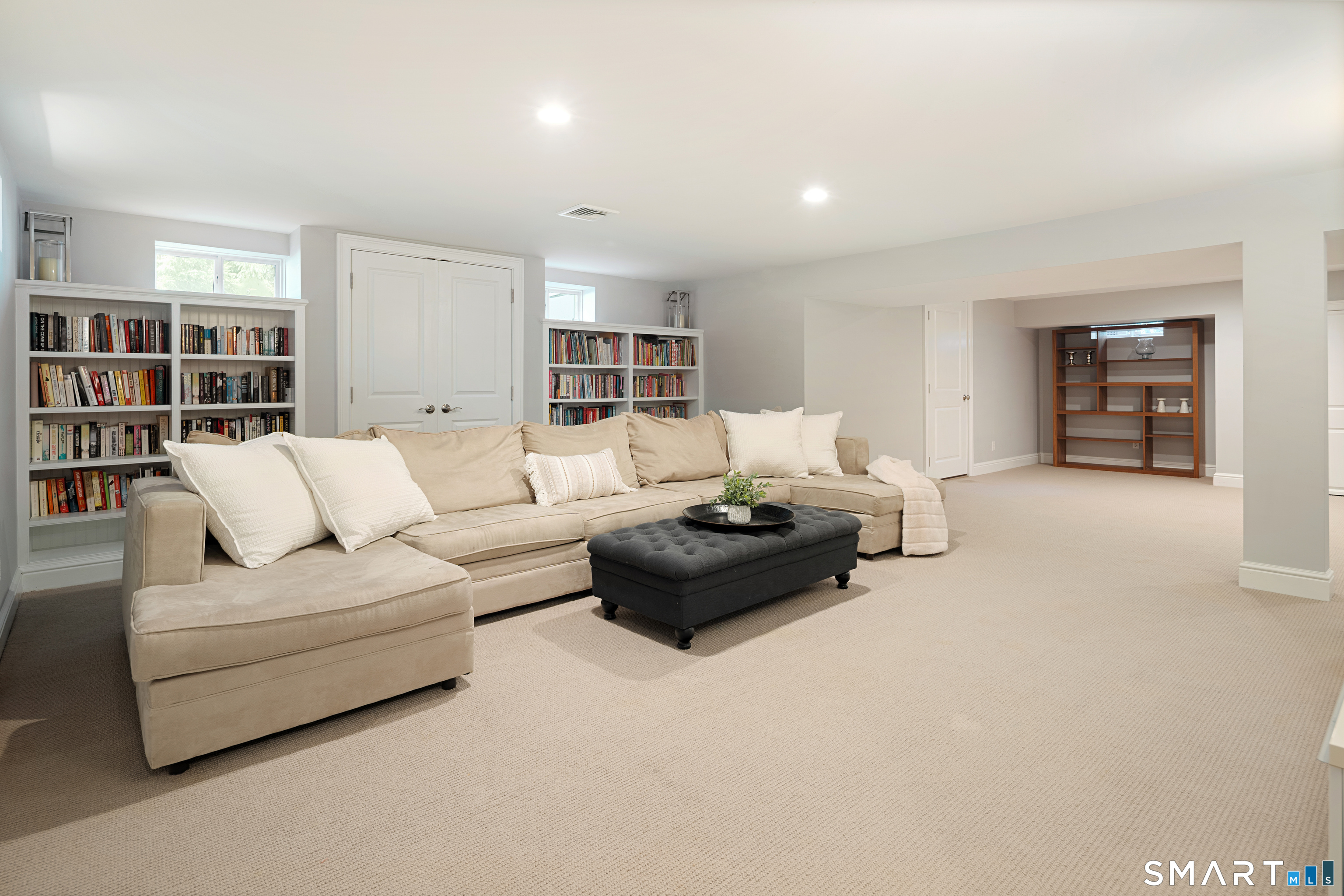 16 Overbrook Lane