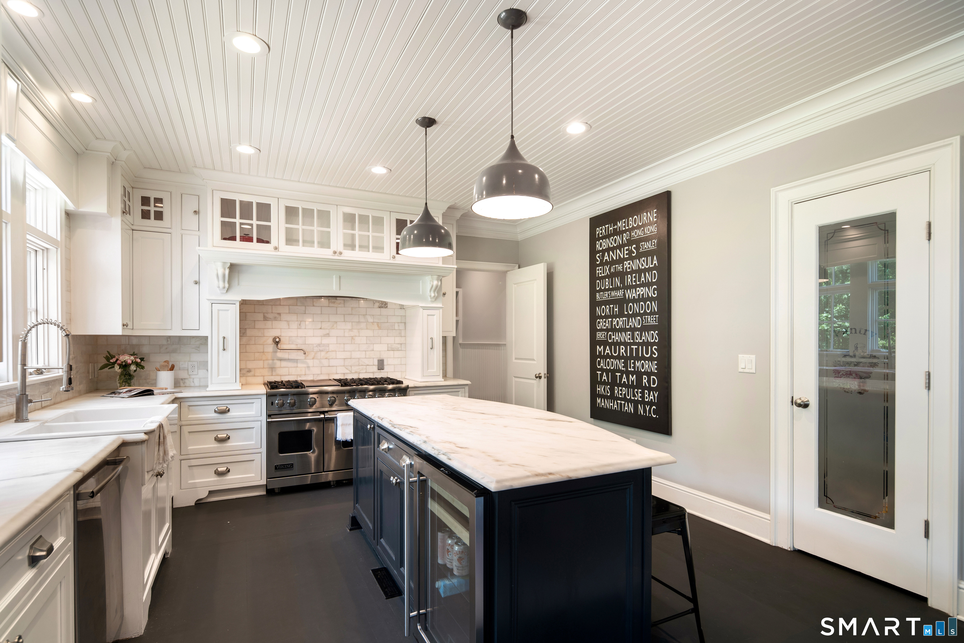 16 Overbrook Lane