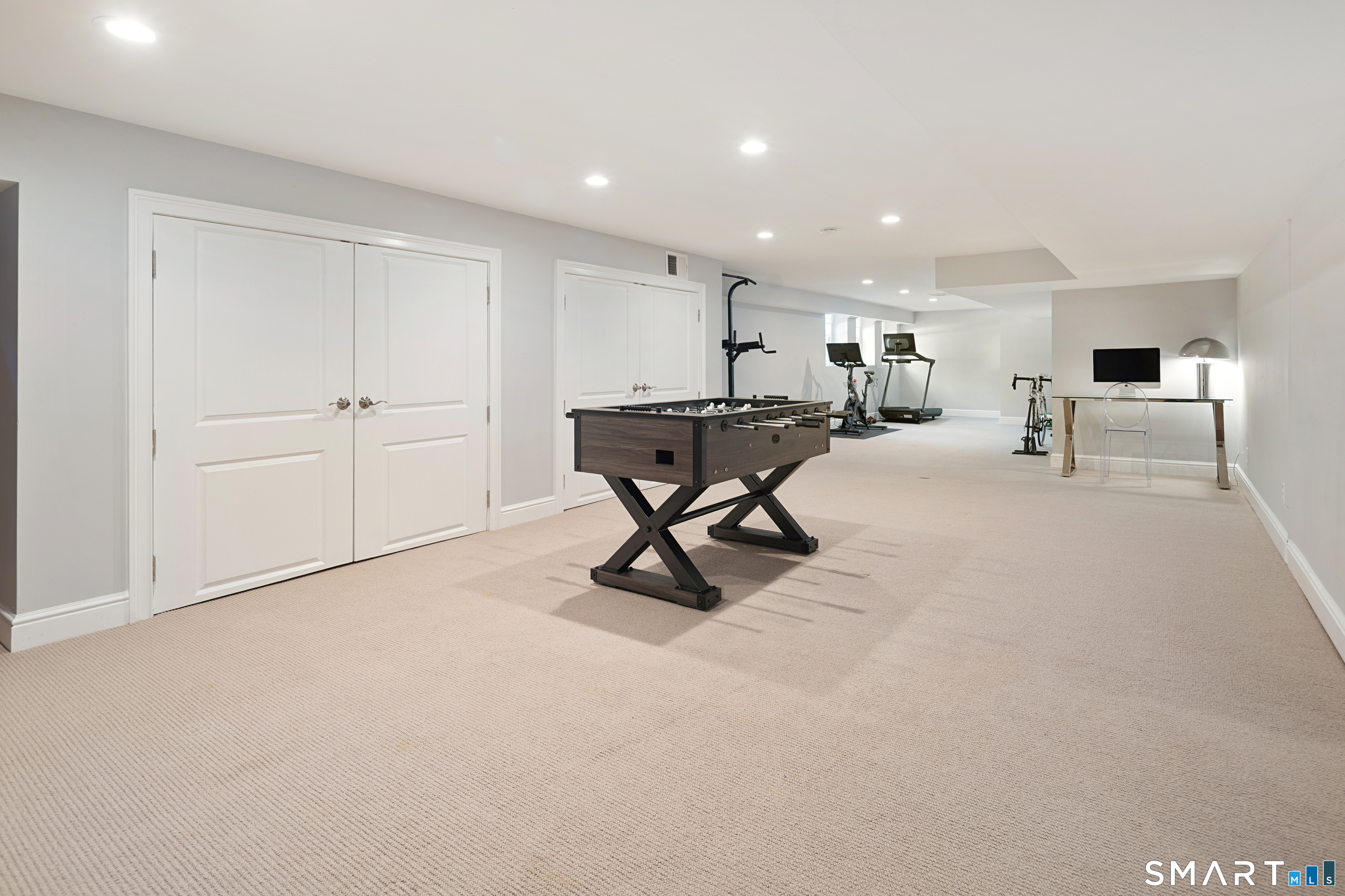 16 Overbrook Lane