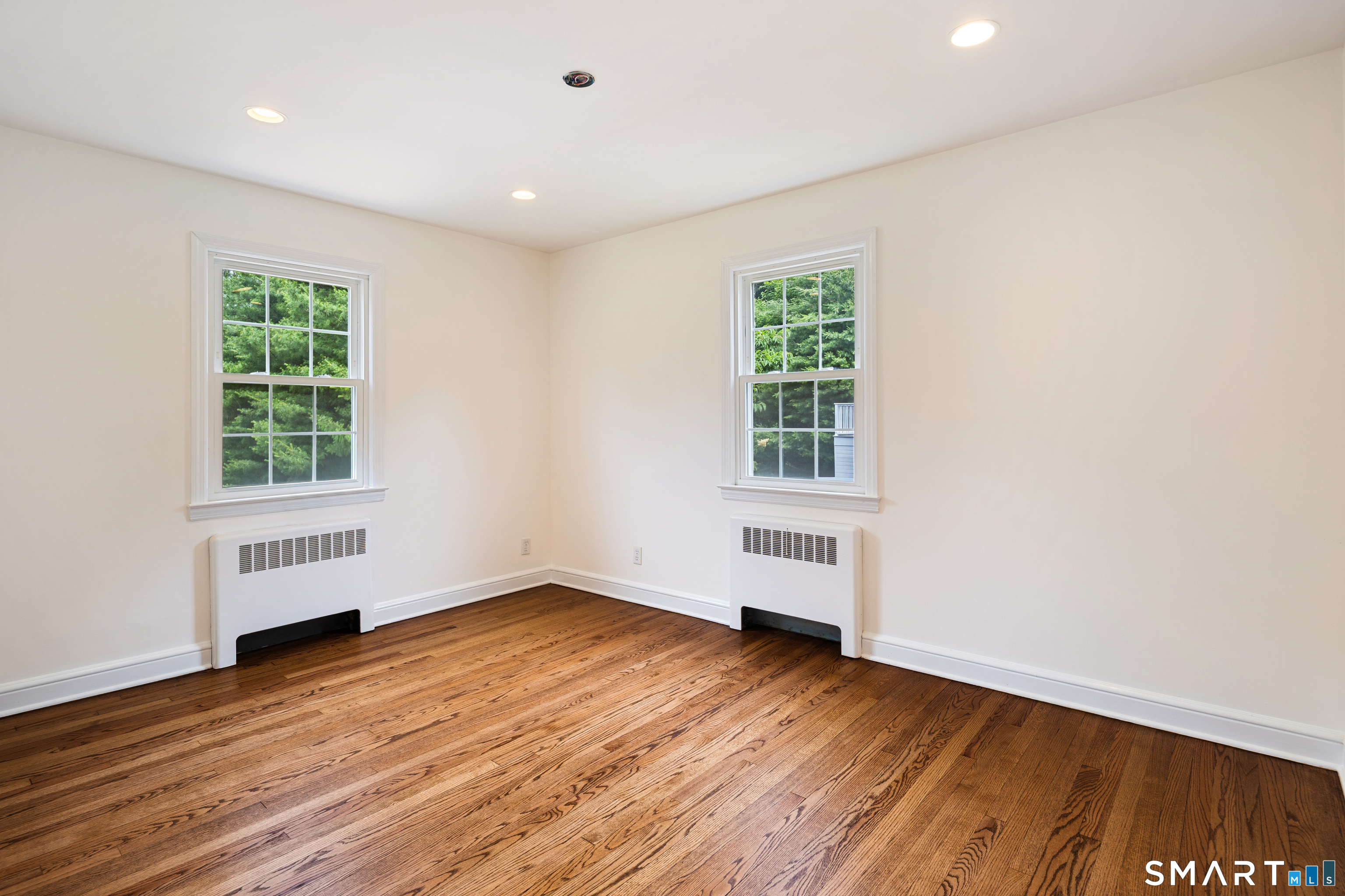 62 Camp Avenue
