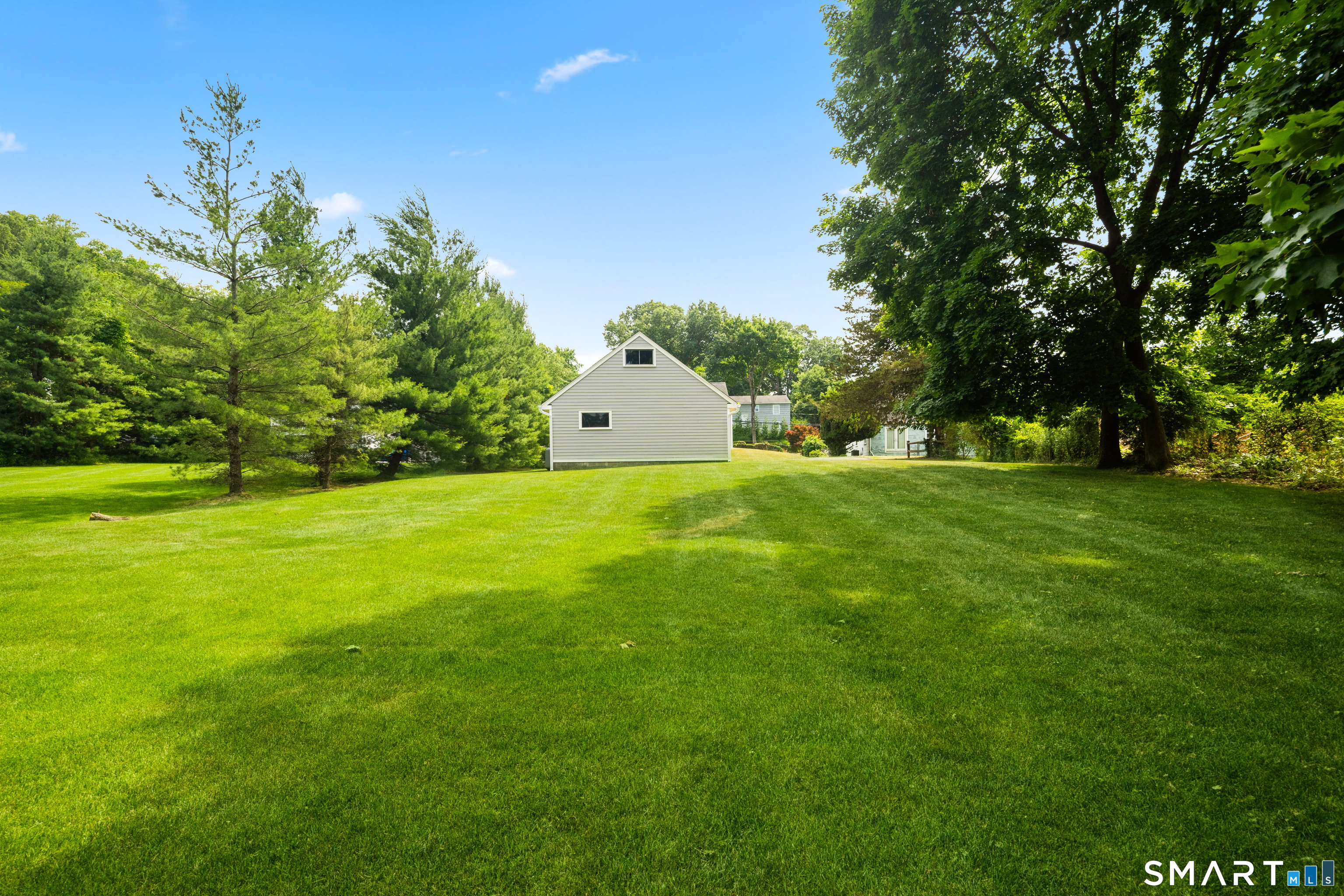 62 Camp Avenue