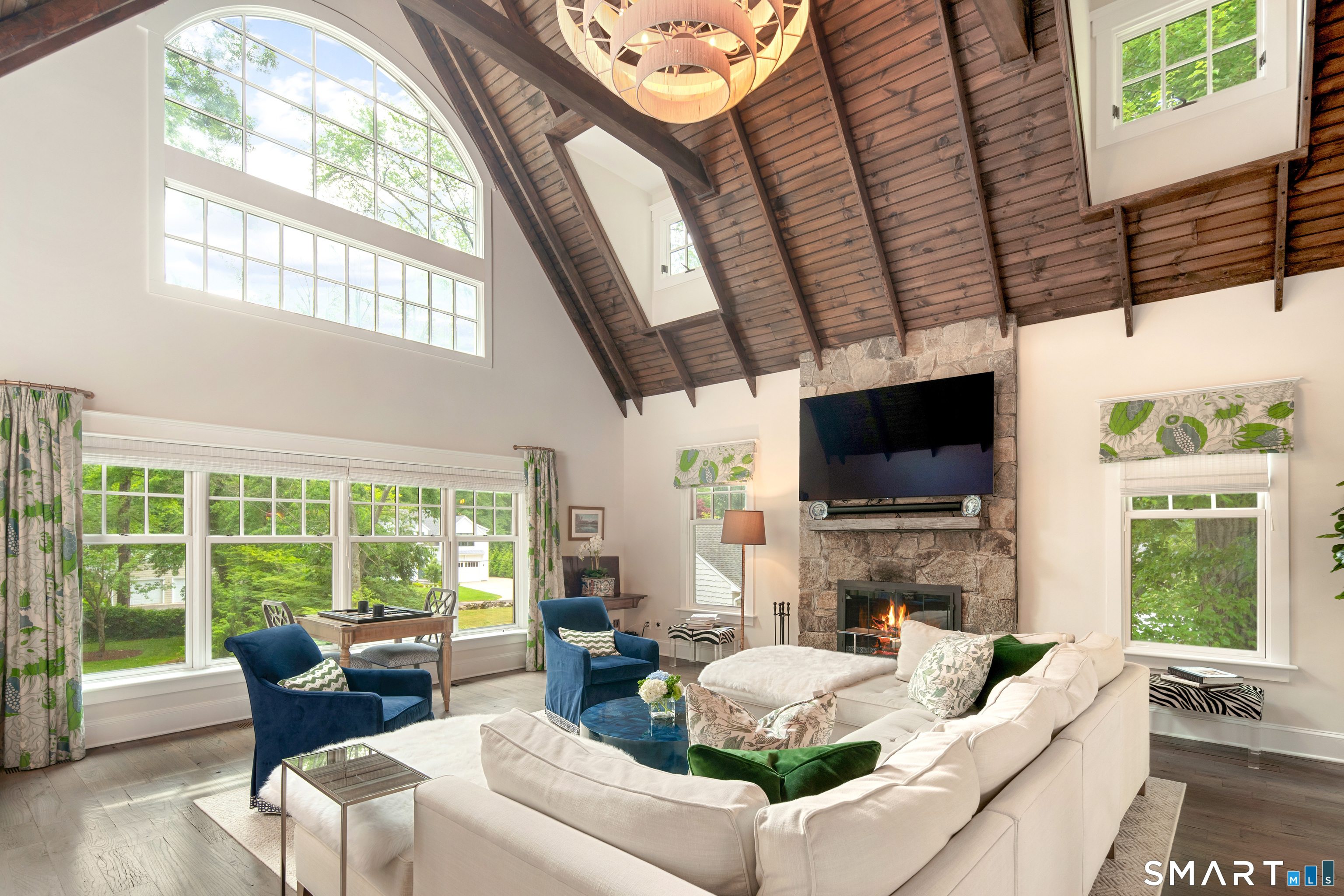 60 Crooked Trail Road