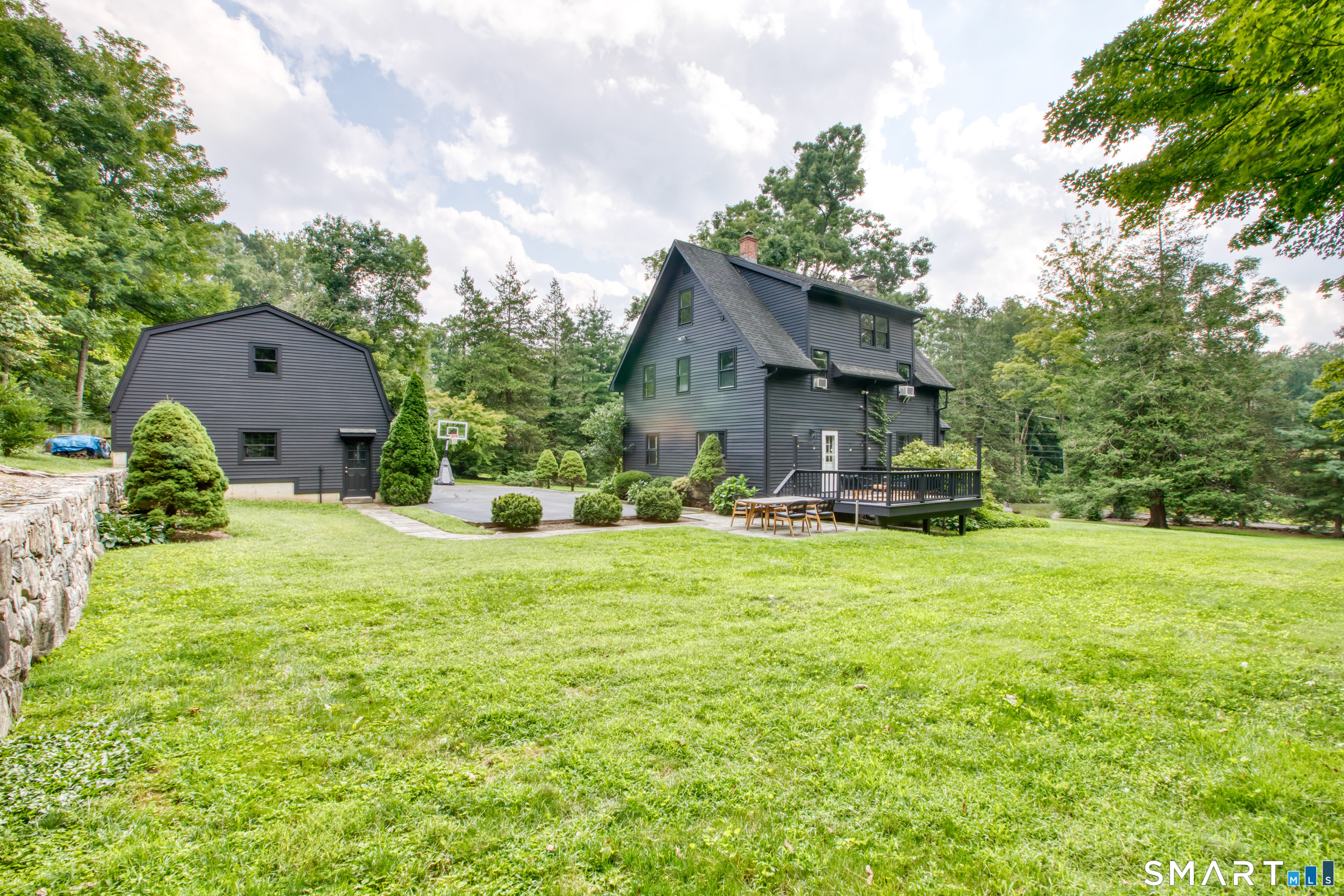 132 Perry Avenue