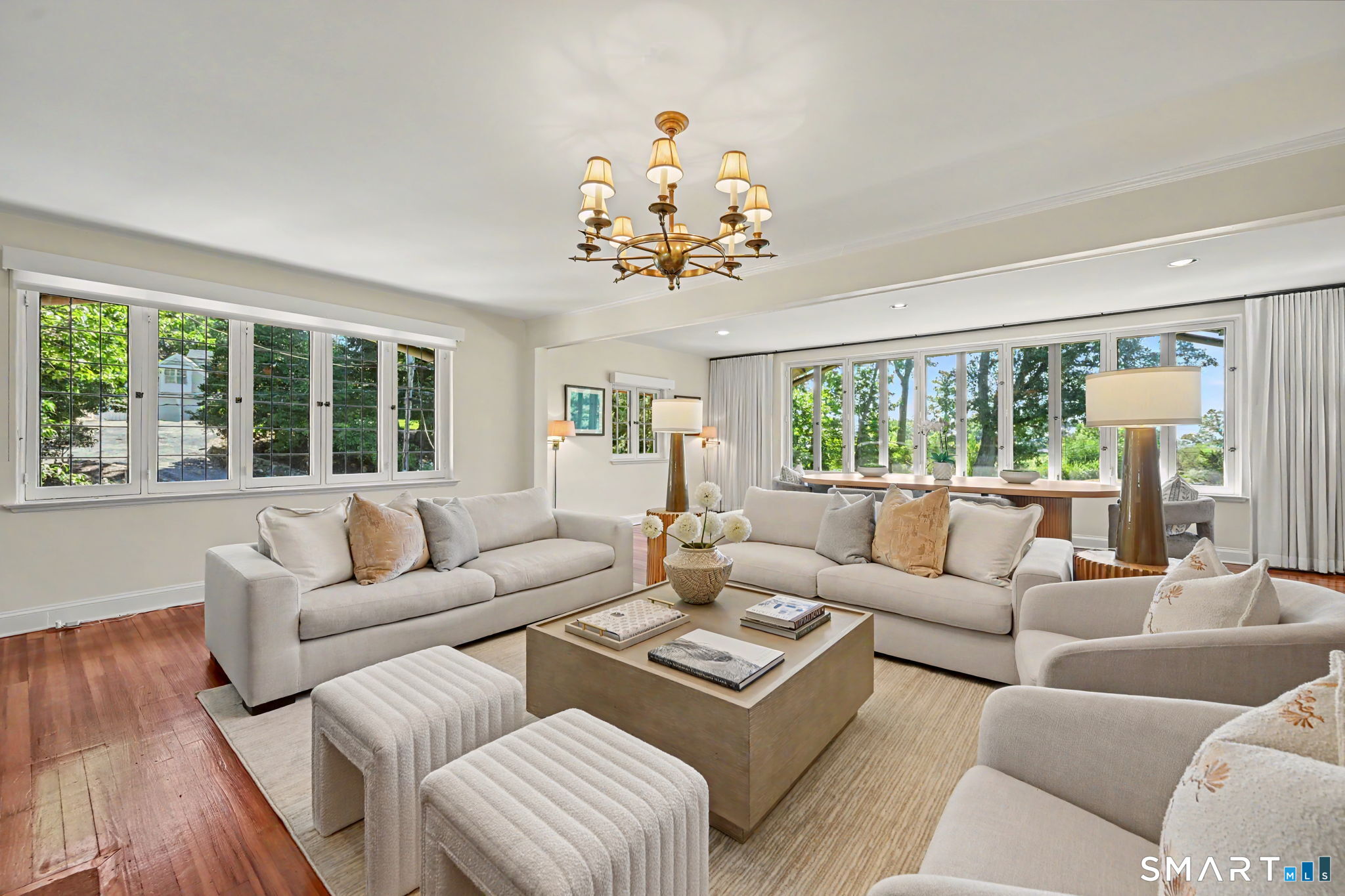1 Woodland Road