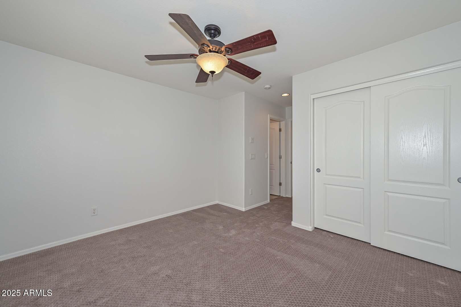 3733 E KERRY Lane